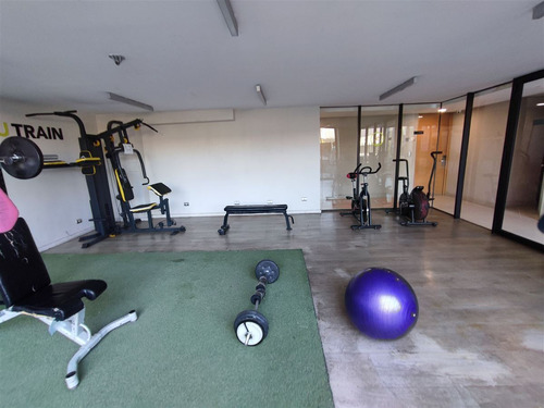 Departamento En Venta De 2 Dorm. En Independencia