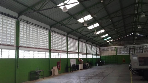 Imagen 2 de 12 de Galpon En Venta Zona Industrial San Vicente Nv