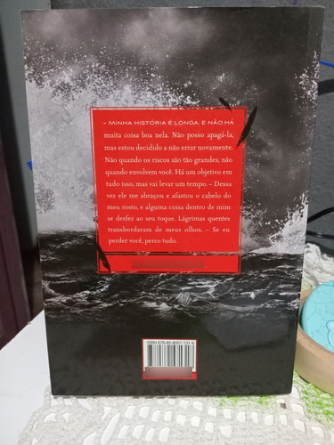 Silêncio: (série Hush, Hush Vol. 3), De Fitzpatrick, Becca. Série Hush, Hush (3), Vol. 3. Editorial Editora Intrínseca Ltda., Capa Mole Em Português, 2011 (Usado)