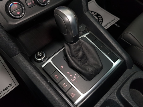 Imagem 6 de 15 de Volkswagen Amarok Highline 2.0 Turbo Diesel 19/2019 Completa
