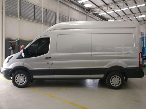 Imagen 9 de 13 de Ford Transit Larga Techo Alto 2022