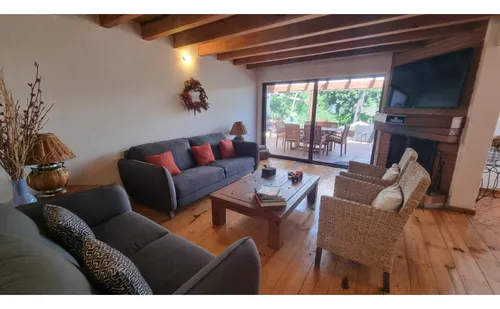 Casa Funcional Y Práctica En Venta, Centro De Avandaro
