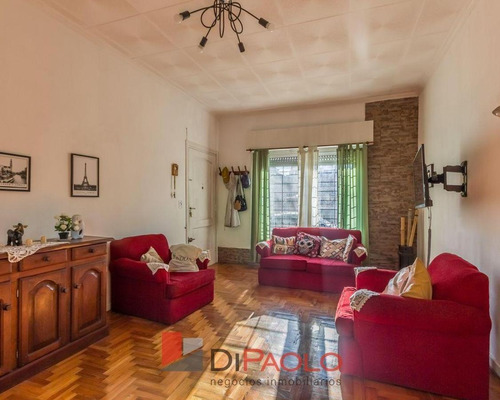 Venta · Casa En Villa Bosch · Cochera · pileta