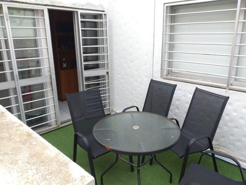 Exelente Ubicación En La Península, Ideal Estudiantes, Soleado, Muy Luminoso, 1 Dormitorio, Patio,  Coqueto, Primer Piso $ 20.000 Gastos Comunes Incluídos 