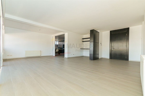 Departamento En Venta De 2 Dorm. En Las Condes