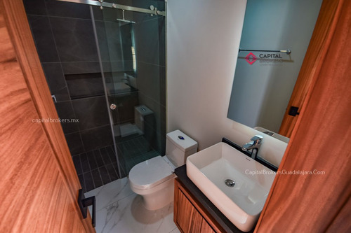 Casa De Lujo Nueva En Venta En Solares Zona Real