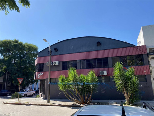 Local Comercial O Depósito En Villa Muñoz Con Doble Entrada