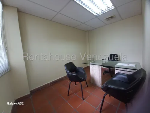 Oficina En Alquiler 25-16422