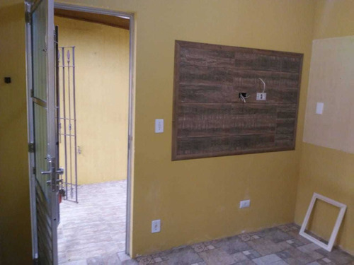 Imagem 9 de 14 de Casa Em Mongaguá Lado Morro 1 Quarto,4 Vagas De Garagem 869
