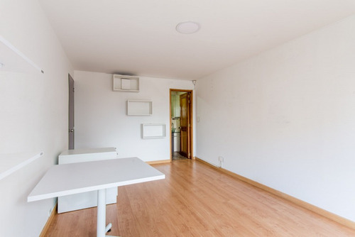 Imagen 8 de 10 de Oficina En Arriendo En Bogotá La Castellana. Cod 5963