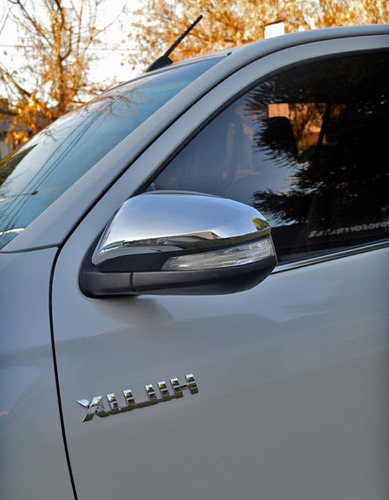 Imagen 10 de 16 de Toyota Hilux Srx At 4x4
