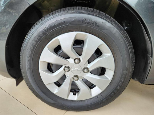 Chevrolet Onix 1.0 Lt 8v Flex 4p Manual