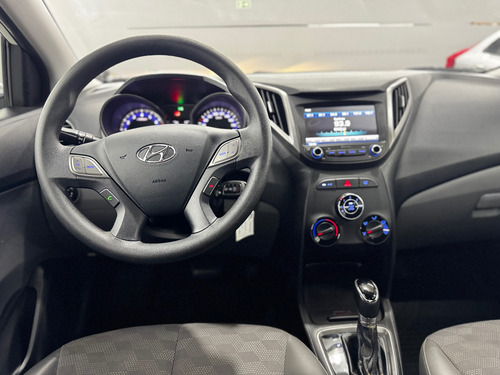 Hyundai HB20S 1.6 Style Flex Aut. 4p
