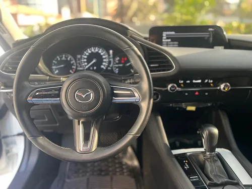 Mazda 3 2.0 Touring