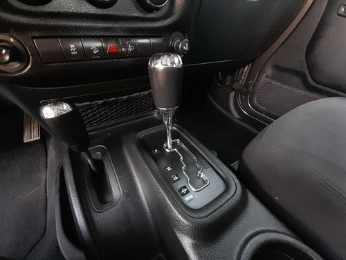 Imagen 12 de 15 de Jeep Wrangler 3.6 Sport V6 2 P 2017