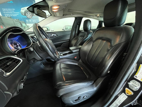 Chrysler 200 3.6 200c V6 At