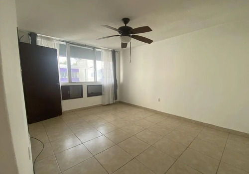 3 Habitaciones 2.5 Baños Casa En Renta En Alamos, Conjunto Cerrado.