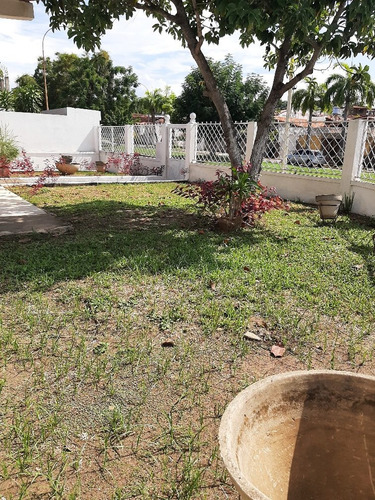 Se Vende Casa En Urb. Villa Alianza