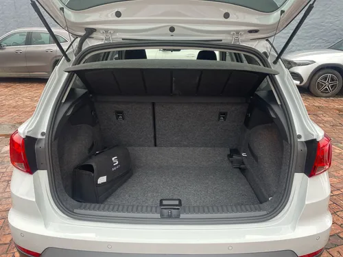 Seat Arona 1.6 Reference