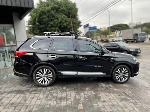 Imagem 6 de 8 de Mitsubishi Outlander Outlander Hpe-s 3.0 V6 4x4 5p Aut. Gas