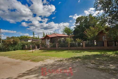 Villa De Merlo, Rincón Del Este, 4 Cabañas Y Amplio Salón 