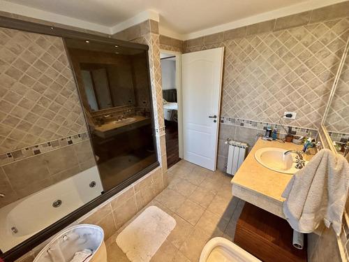 Venta Departamento 4 Ambientes Con Balcón Saenz Peña