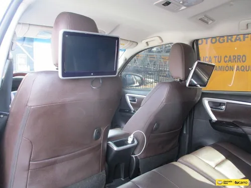 Toyota Fortuner Srv 4x2 2700cc At Aa