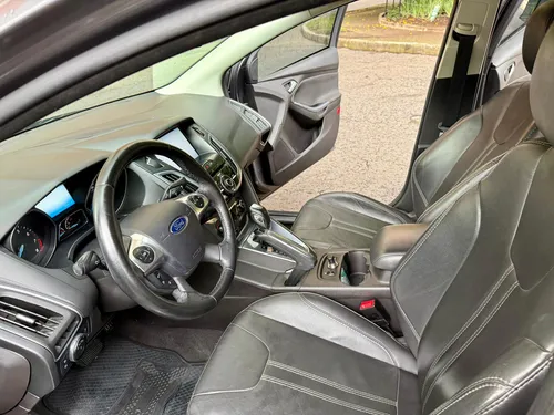 Ford Focus 2.0 Titanium At