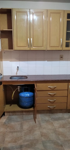 3 Casas Amuebladas En Un Mismo Padrón, Total: 4 Dormitorios Y 3 Baños, Céntrica