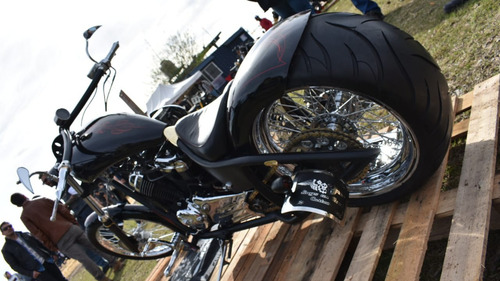 Honda Black Shadow
