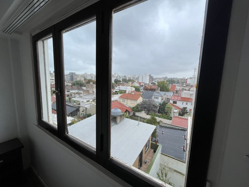 Imagen 11 de 14 de Departamento En Venta En Güemes