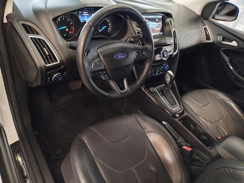 Ford Focus Titanium 2.0 16v