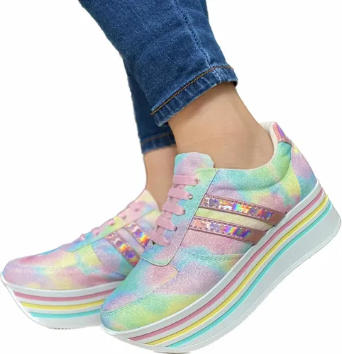 Tenis con 2025 plataforma de colores