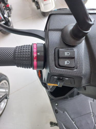 Imagem 3 de 6 de Moto Elétrica 3000w Wayy Mobility