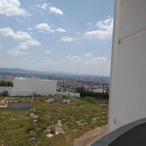 Oficina En Venta Milenio Iii Queretaro