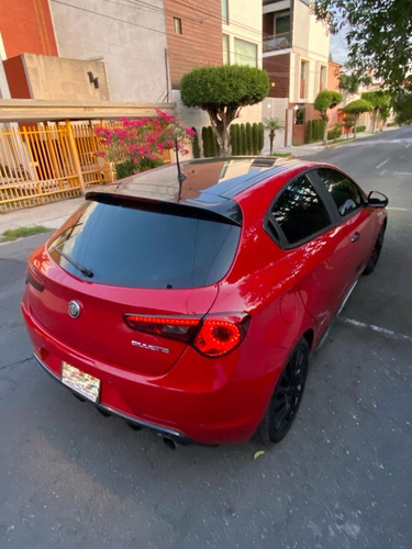 Imagen 5 de 13 de Alfa Romeo Giulietta 2018 1.7 Veloce Tct At
