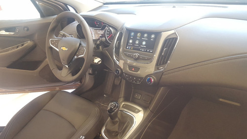 Imagen 9 de 14 de Chevrolet Cruze 1.4t 4p Lt 2021 Gul
