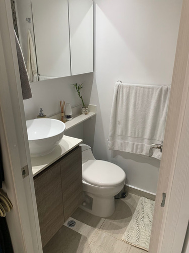 Imagen 16 de 21 de Venta De Apartamento En Loma De Los Bernal