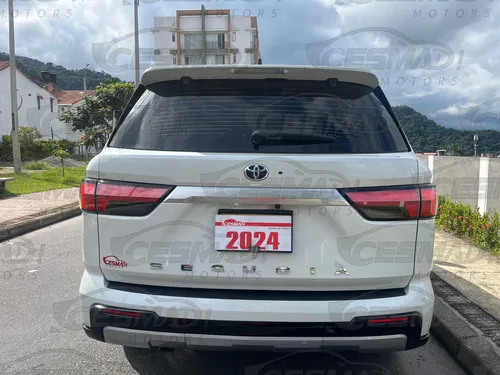 Toyota Sequoia 3.5 V6 Capstone