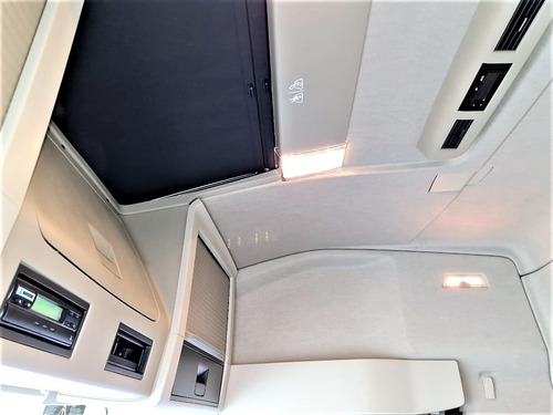 Imagem 8 de 15 de Volvo Fh 460 6x2 2020 Automatico