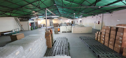Local Comercial Edificio Deposito Oficina Alquiler Zona Ind De La Trinidad 6200 Mts2 Sonmetros2