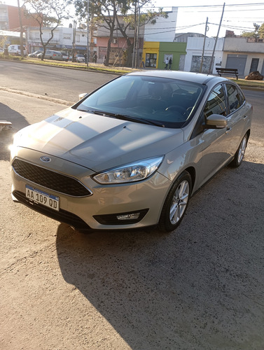 Ford Focus III 1.6 Sedan S