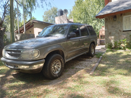 Ford Explorer 4.0 Xlt 4x2