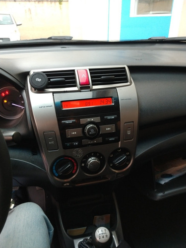 Imagem 10 de 12 de Honda City 2013 1.5 Lx Flex 4p