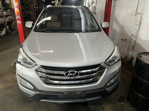 (22) Sucata Hyundai Santa Fé 2015 3.3 V6 (retirada Peças)