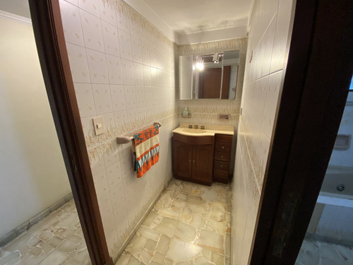Venta Casa 4 Ambientes Bernal