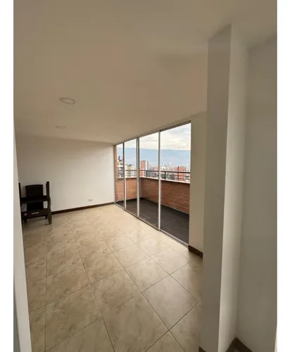 Apartamento En Venta En Laureles