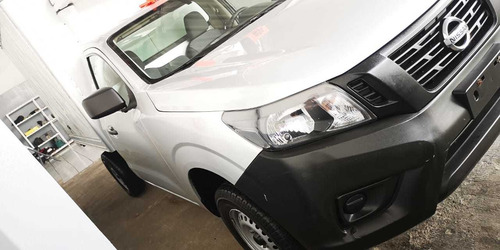 Imagen 4 de 15 de Nissan Np300 2016 2.5 Chasis Cabina Dh Mt