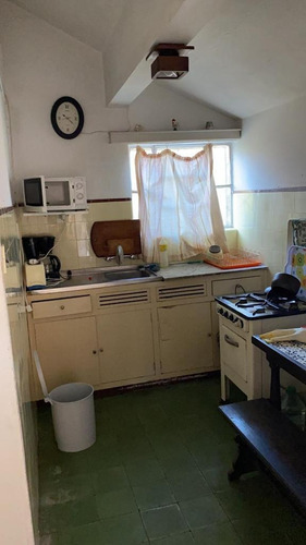 Casa De 4 Dormitorios Y 2 Baños