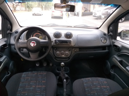 Fiat Uno Uno Vivace 1.0 8V (Flex) 4p
